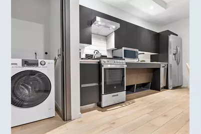 398 NE 5th St #1915, Miami, FL 33132 - Photo 11