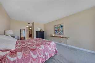 100 Bayview Dr, Sunny Isles Beach, FL 33160 - Photo 17