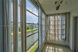 8350 Sands Point Blvd, Tamarac, FL 33321 - Photo 19