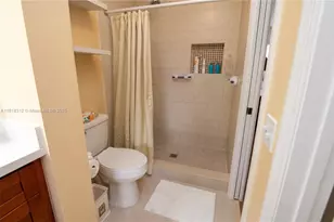 2375 W 74th St, Hialeah, FL 33016 - Photo 33