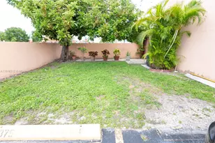 2375 W 74th St, Hialeah, FL 33016 - Photo 41