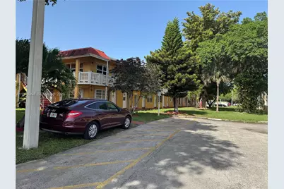 115 NE 202nd Ter #M25, Miami Gardens, FL 33179 - Photo 1