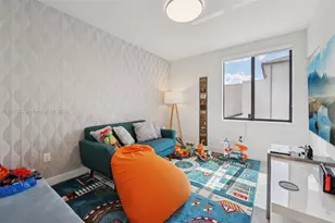 8001 NW 41st St, Doral, FL 33166 - Photo 23