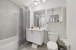 8001 NW 41st St, Doral, FL 33166 - Photo 21