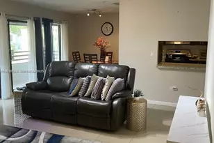 8409 N Missionwood Cir, Miramar, FL 33025 - Photo 7