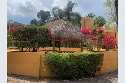 17911 NW 68th Ave #O104, Hialeah, FL 33015 - Photo 25