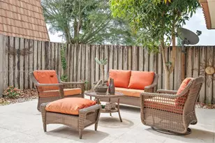 839 Blue Ridge Cir, West Palm Beach, FL 33409 - Photo 19