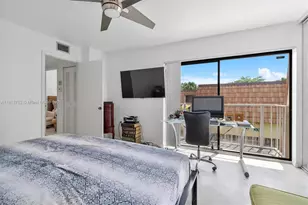 839 Blue Ridge Cir, West Palm Beach, FL 33409 - Photo 13