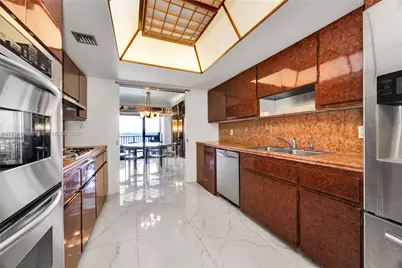 1800 NE 114th St #1103, Miami, FL 33181 - Photo 11