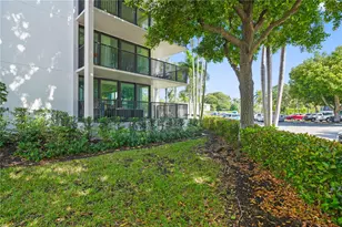1301 River Reach Dr, Fort Lauderdale, FL 33315 - Photo 9