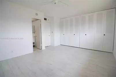 5031 W Oakland Park Blvd #309, Lauderdale Lakes, FL 33313 - Photo 13