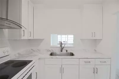 5031 W Oakland Park Blvd #309, Lauderdale Lakes, FL 33313 - Photo 5