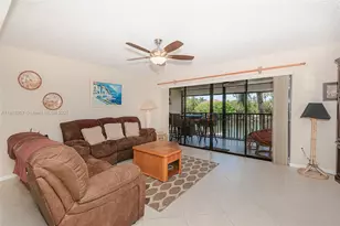 240 Captains Walk, Delray Beach, FL 33483 - Photo 9