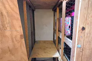 2500 NE 135th St, North Miami, FL 33181 - Photo 29