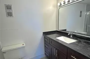 2500 NE 135th St, North Miami, FL 33181 - Photo 23