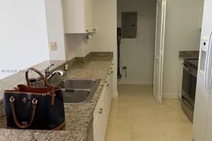 19501 W Country Club Dr, Aventura, FL 33180 - Photo 3