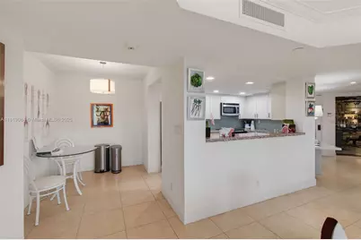 140 SE 5th Ave #438, Boca Raton, FL 33432 - Photo 21