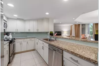 140 SE 5th Ave #438, Boca Raton, FL 33432 - Photo 23