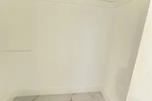 1325 NE 203rd St, Miami, FL 33179 - Photo 27