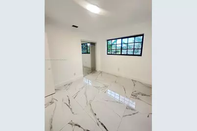 1325 NE 203rd St, Miami, FL 33179 - Photo 25