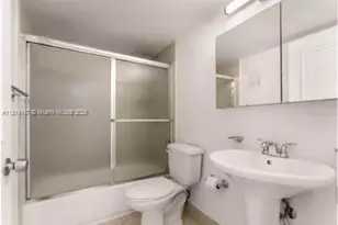 401 NW 72nd Ave, Miami, FL 33126 - Photo 3