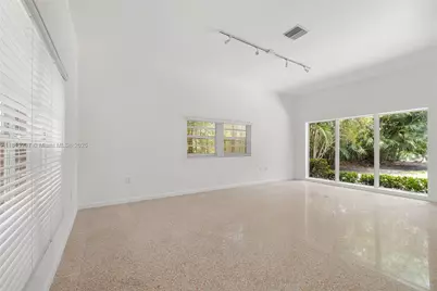 564 Golden Beach Dr, Golden Beach, FL 33160 - Photo 7