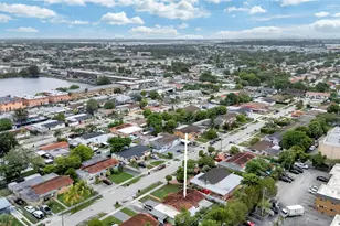 1150 W 69th Pl, Hialeah, FL 33014 - Photo 35