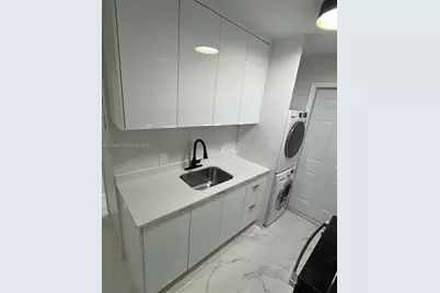 516 NW 18th Ave, Fort Lauderdale, FL 33311 - Photo 5