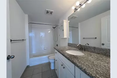 1250 S Miami Ave #2104, Miami, FL 33130 - Photo 11