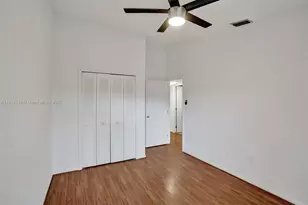 16500 NE 27th Ave, Eastern Shores, FL 33160 - Photo 17