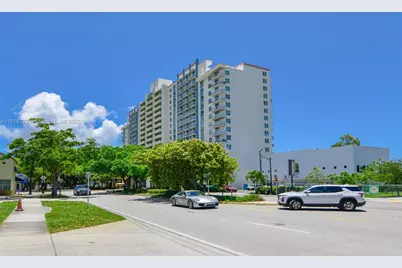 3000 Coral Way #1208, Miami, FL 33145 - Photo 35