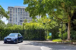 96 Bal Cross Dr, Bal Harbour, FL 33154 - Photo 9