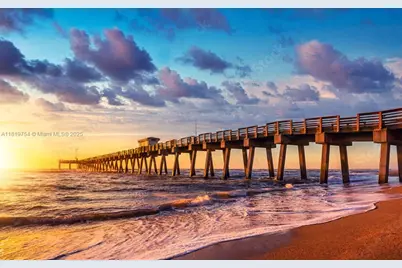 2118 NE 26th St, Cape Coral, FL 33909 - Photo 11