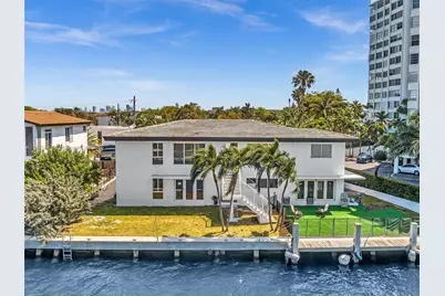 11900 N Bayshore Dr #101, North Miami, FL 33181 - Photo 1