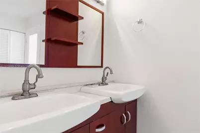 401 Golden Isles Dr #613, Hallandale Beach, FL 33009 - Photo 27