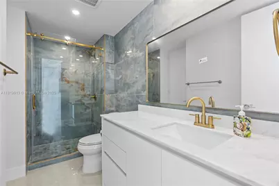 5055 Collins Ave #14H, Miami Beach, FL 33140 - Photo 19