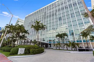 5055 Collins Ave, Miami Beach, FL 33140 - Photo 45