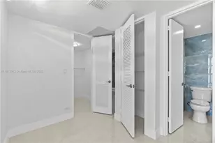 5055 Collins Ave, Miami Beach, FL 33140 - Photo 27