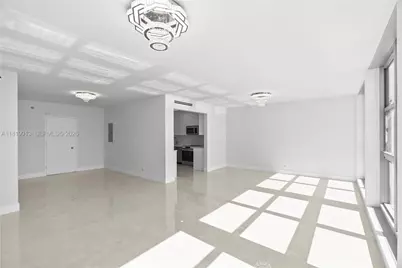 5055 Collins Ave #14H, Miami Beach, FL 33140 - Photo 13