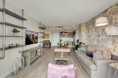 121 NE 34th St #2512, Miami, FL 33137 - Photo 5