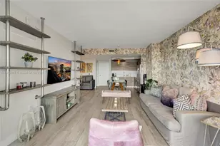 121 NE 34th St, Miami, FL 33137 - Photo 5