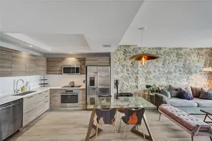 121 NE 34th St, Miami, FL 33137 - Photo 15