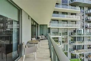 121 NE 34th St, Miami, FL 33137 - Photo 35