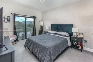 8363 NW 41st St, Doral, FL 33166 - Photo 13