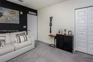 8363 NW 41st St, Doral, FL 33166 - Photo 17