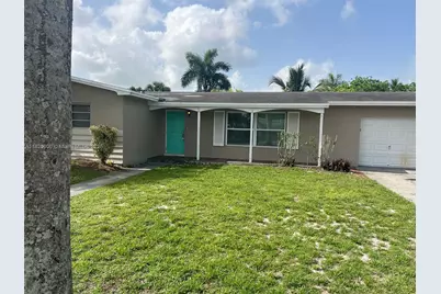 2720 SW 18th St, Fort Lauderdale, FL 33312 - Photo 1