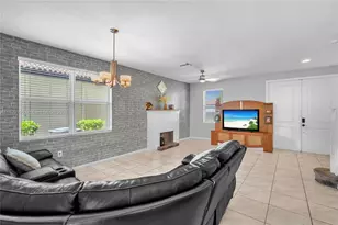 2190 SE 2nd St, Homestead, FL 33033 - Photo 9