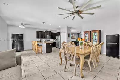 2190 SE 2nd St, Homestead, FL 33033 - Photo 17
