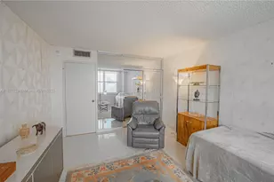 301 174th St, Sunny Isles Beach, FL 33160 - Photo 29
