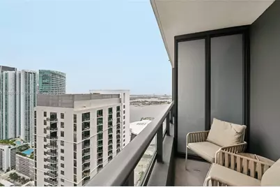 159 NE 6th St #4409, Miami, FL 33132 - Photo 15
